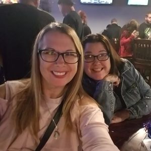 Meet your Posher, Adrienne